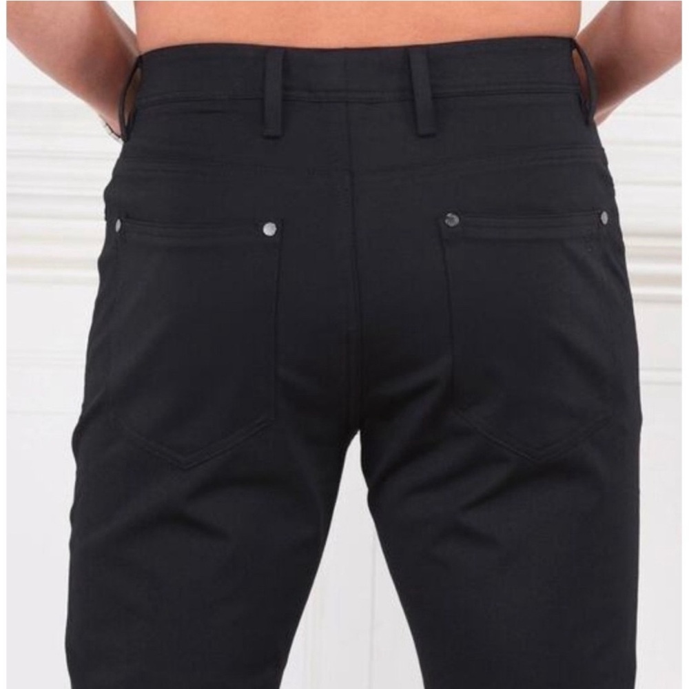Collars & Co CEO Tech Mens Size 36 x 32 Black Stretch Pull On Pants - Picture 2 of 7